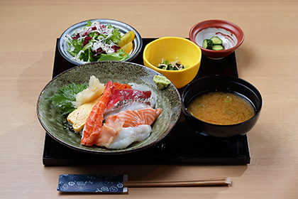 海鮮ちらし丼（昼）